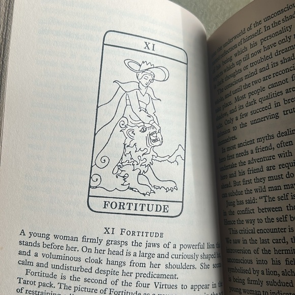 🌀The Tarot Book 🌀by Alfred Douglas 1974 Paperback 🌀 - Picture 5 of 8